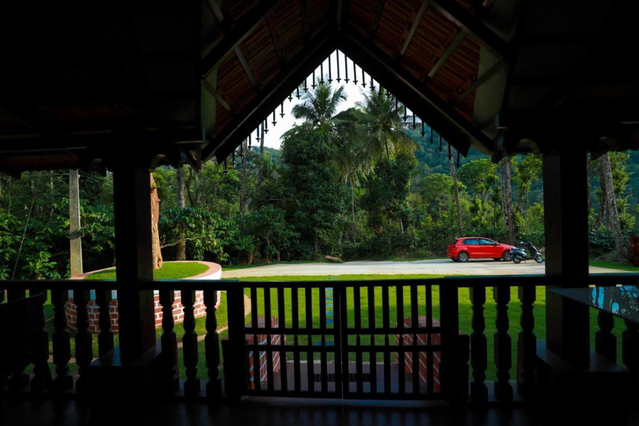 River View Guest House Madikeri Bagian luar foto