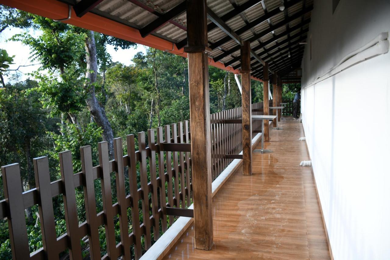River View Guest House Madikeri Bagian luar foto